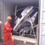 Фото процесса загрузки грузового автомобиля